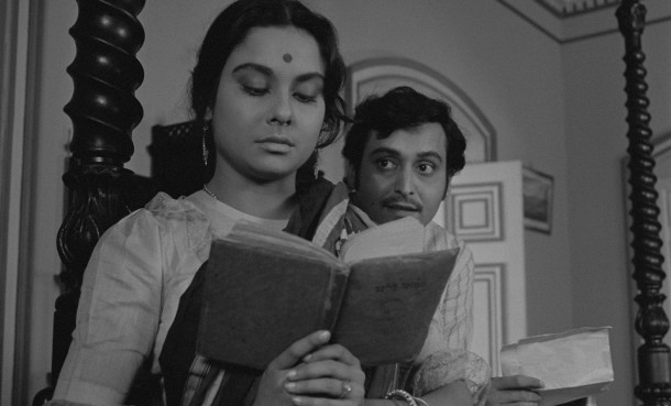 A esposa solitária, de Satyajit Ray